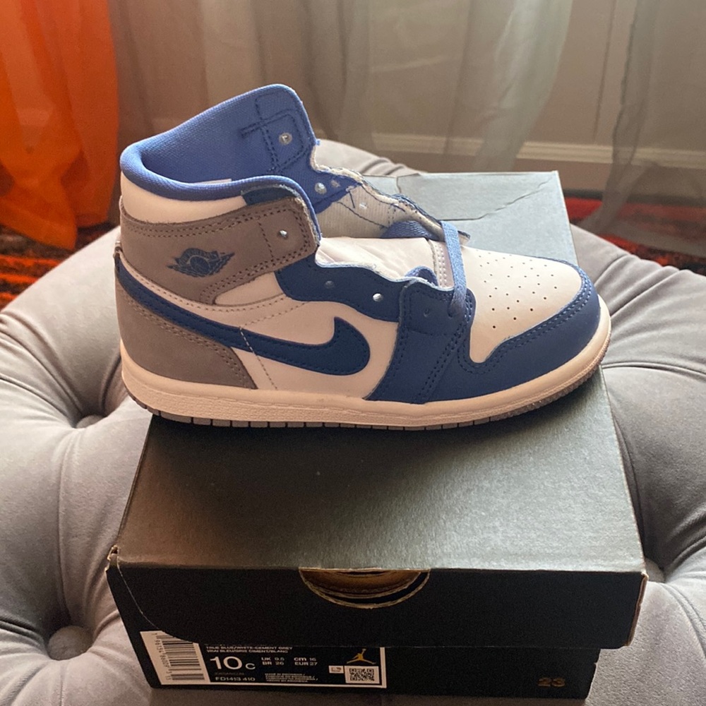 Kids Jordan ones